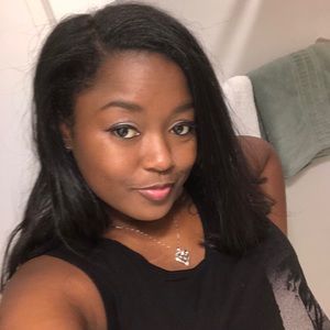 Meet your Posher, Jasmine